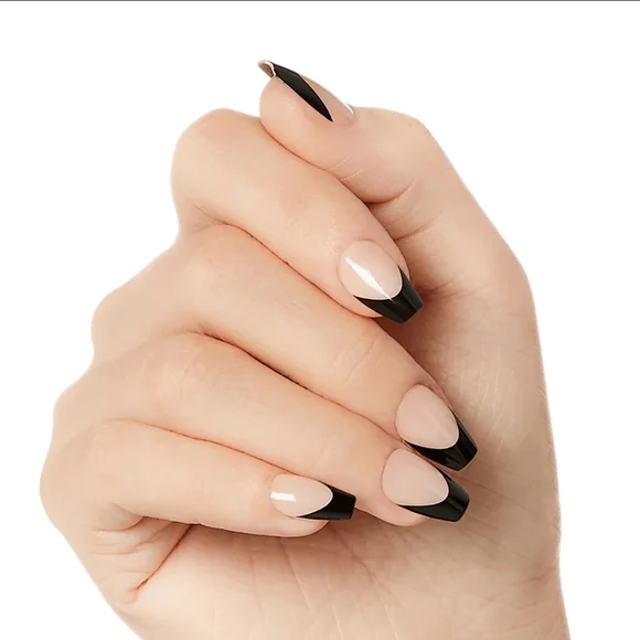 KISS Salon Acrylic French Nails - Picture 8 of 8